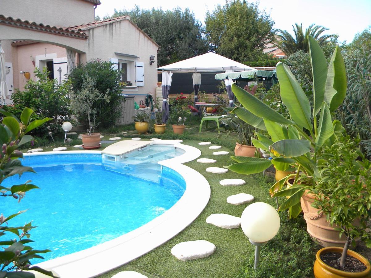 Bed and Breakfast Chez Patrick Roujan Esterno foto