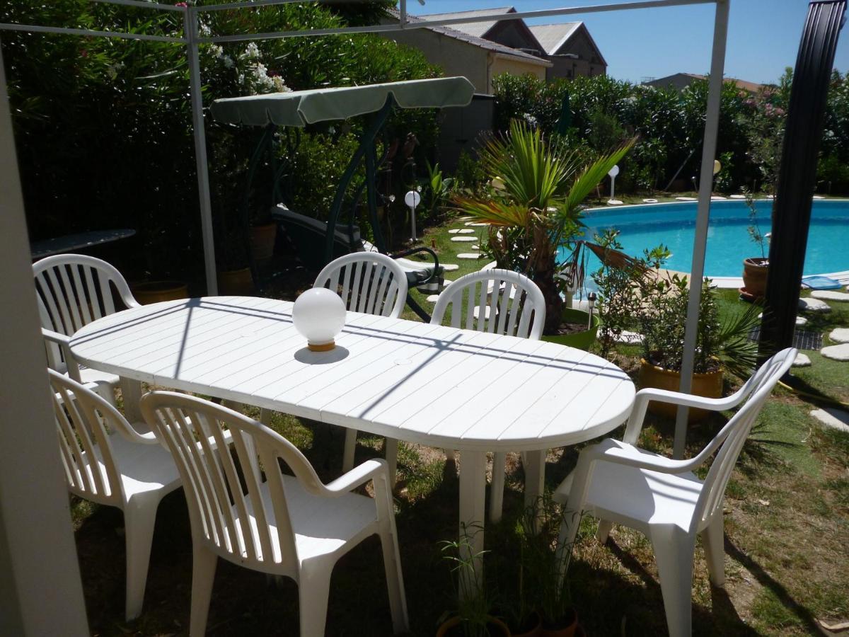 Bed and Breakfast Chez Patrick Roujan Esterno foto