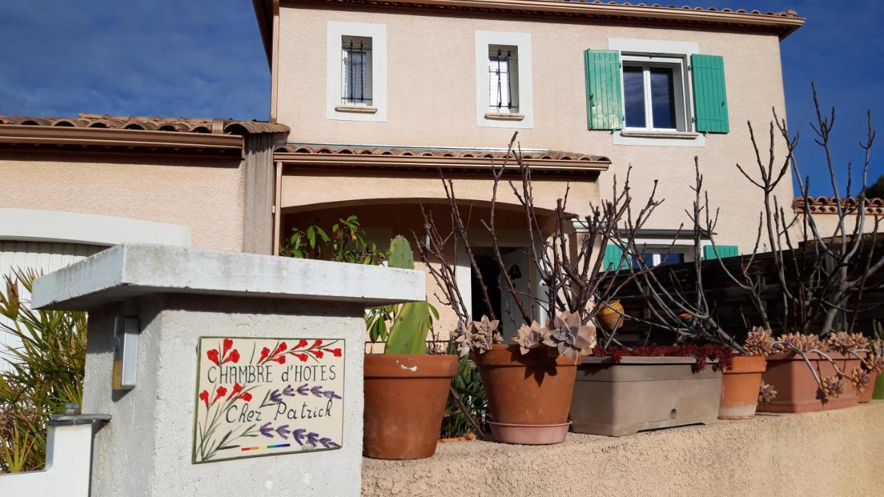 Bed and Breakfast Chez Patrick Roujan Esterno foto